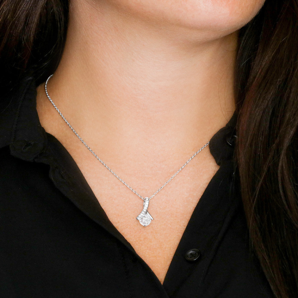 To my Mom, You gave me roots to grow and wings to fly, Alluring Beauty Necklace, Gift from Daughter/Son