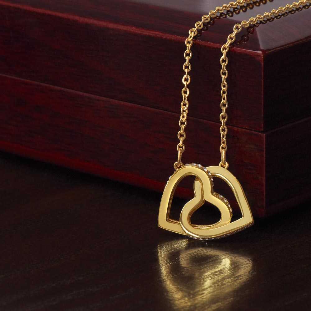 To My Sister, Thank You for Being My Unbiological Sister, Interlocking Hearts Necklace